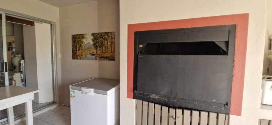 15 Bedroom Property for Sale in Porterville Western Cape